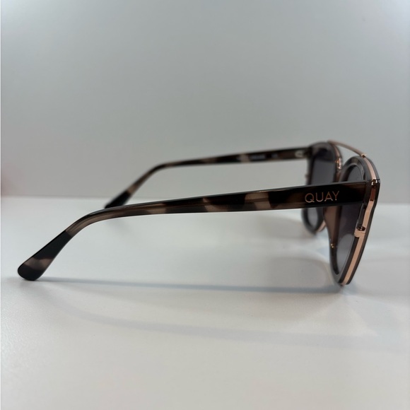 QUAY SUNGLASSES “SWEET DREAMS” 125 - Quay Australia Tortoise Shell sunglasses - Picture 6 of 16